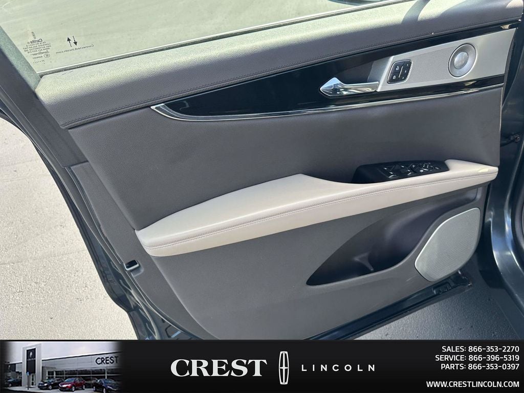 2021 Lincoln Nautilus Reserve