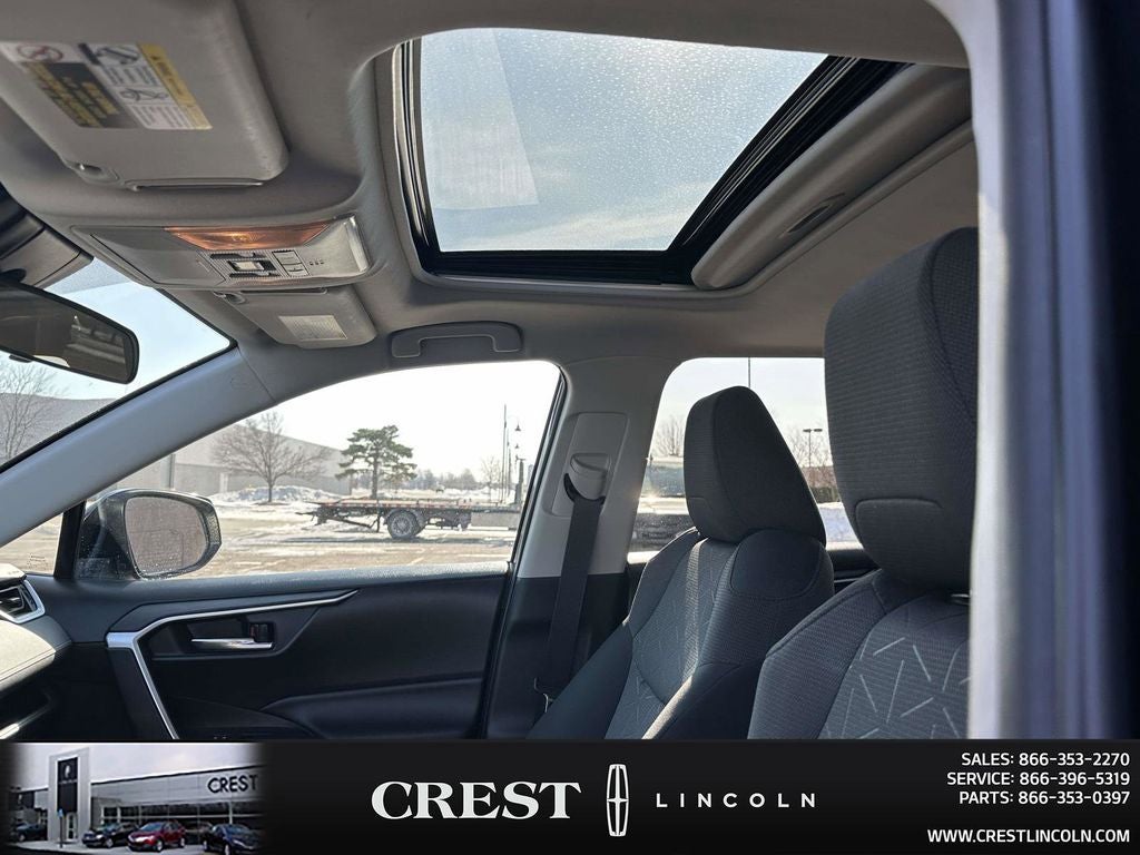 2020 Toyota RAV4 XLE