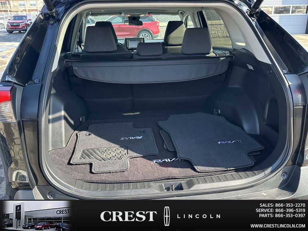 2020 Toyota RAV4 XLE