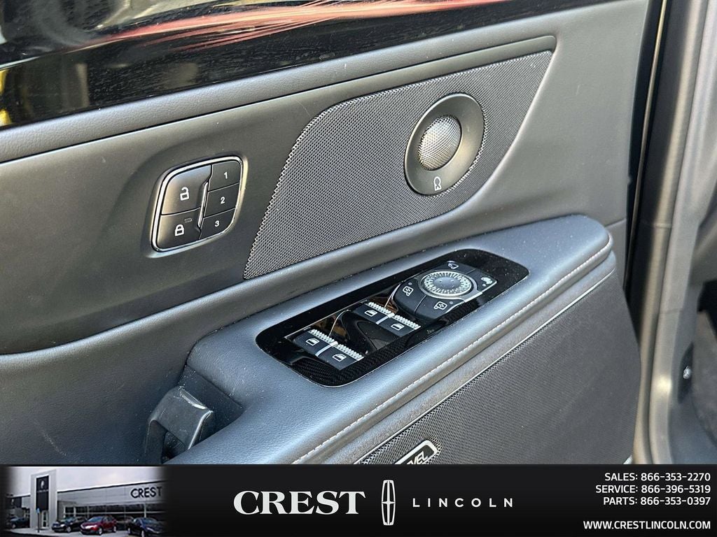 2024 Lincoln Nautilus Reserve