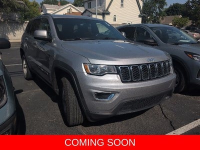 2019 Jeep Grand Cherokee Laredo E