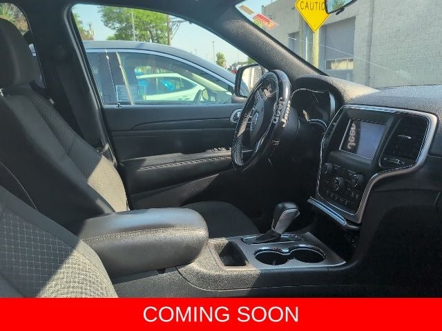 2019 Jeep Grand Cherokee Laredo E
