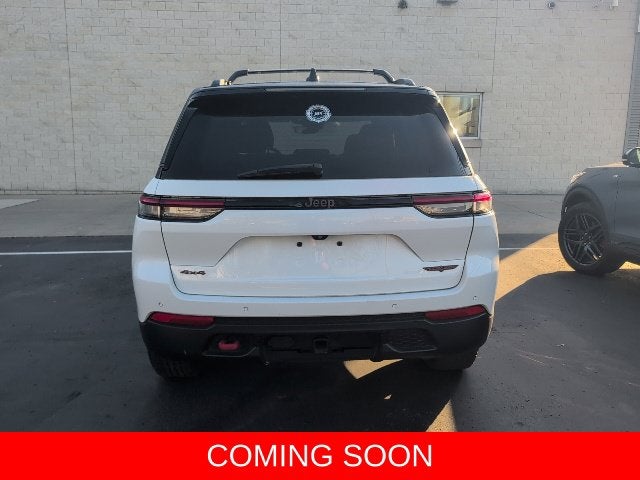 2022 Jeep Grand Cherokee Trailhawk