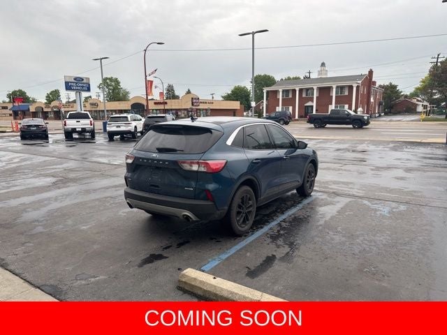 2020 Ford Escape SE