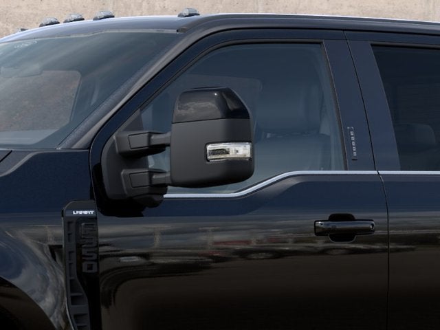 2027 Ford F-350SD F-350® Lariat®