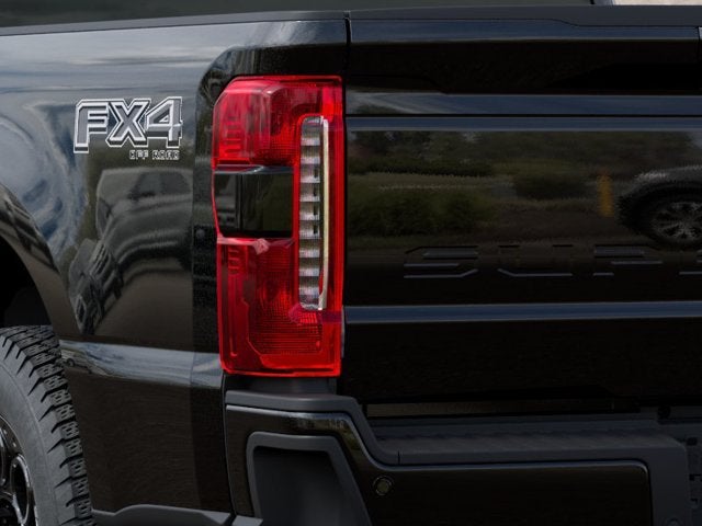 2027 Ford F-350SD F-350® Lariat®