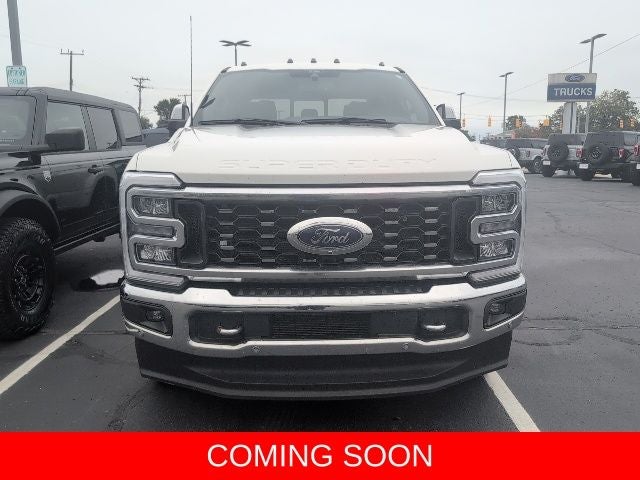 2024 Ford F-350SD Lariat DRW