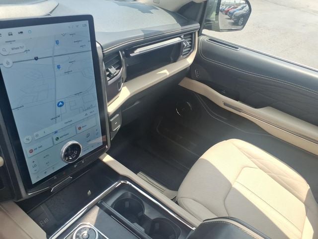 2022 Ford Expedition Max Platinum