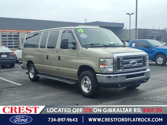 2013 Ford E-Series Econoline Wagon XLT