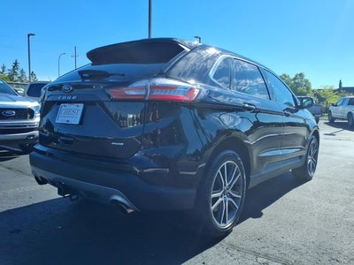 2023 Ford Edge Titanium